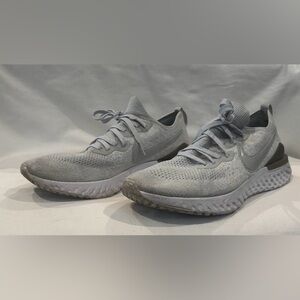 Nike Epic React Flyknit 2